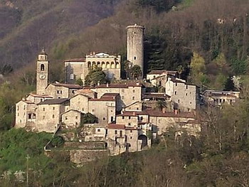 Bagnone. Borgo e Castello